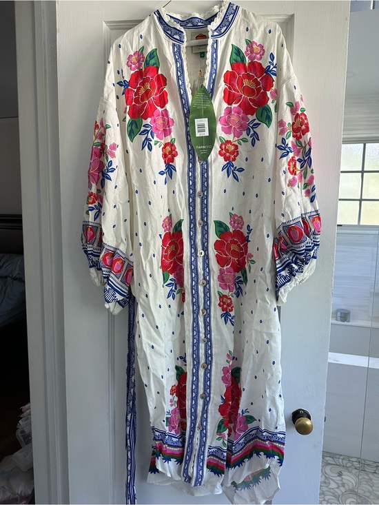 FARM Rio Dresses & Skirts - FARM Rio Flowers Beach Off White Dress